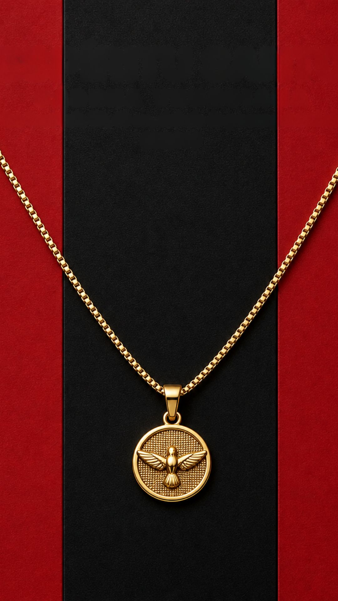 Dije Espíritu Santo en oro laminado 18K con cadena veneciana
